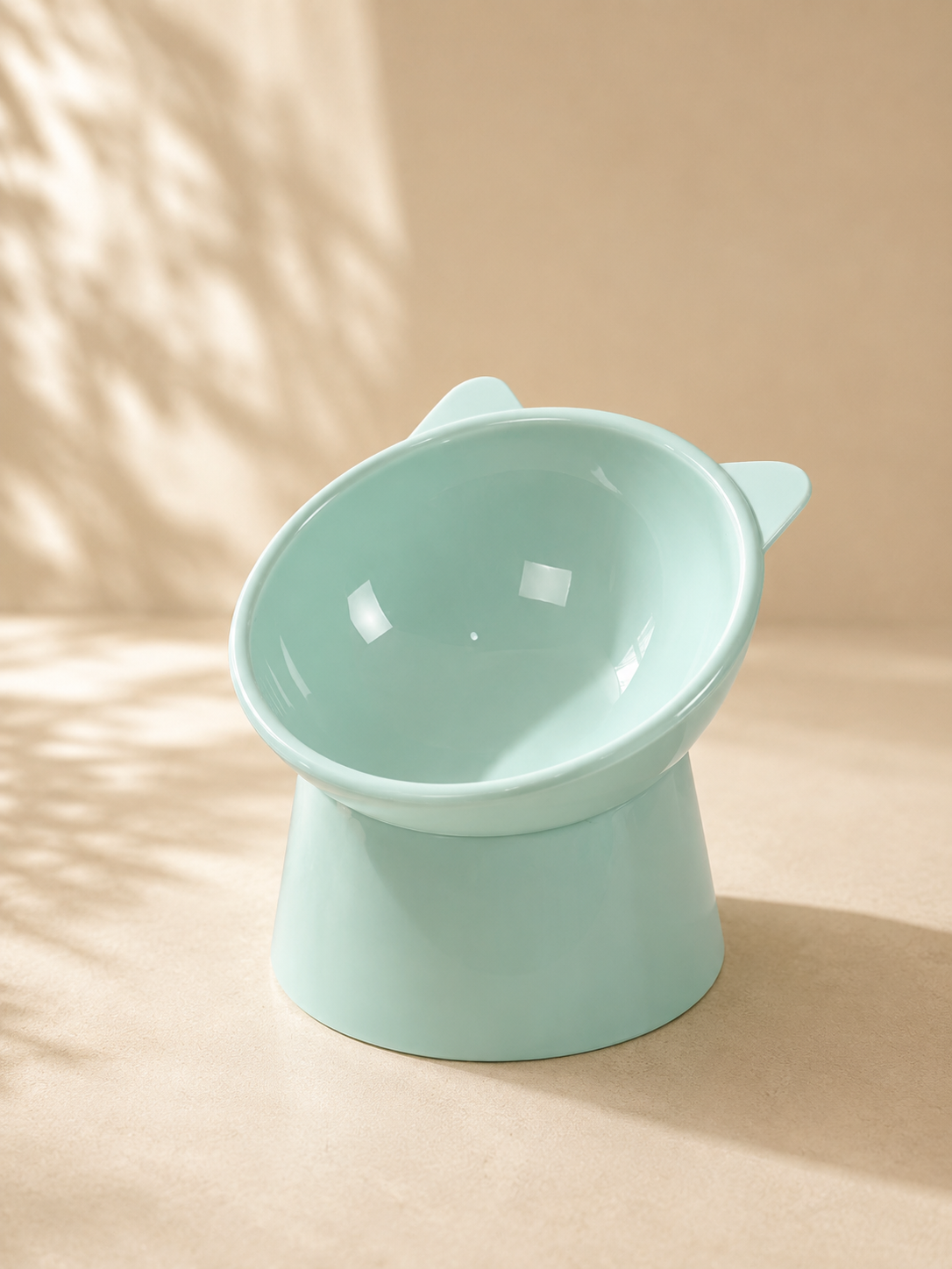 8A002441-A075-4AE4-93DC-0165FDA60308 Comedouro e Bebedouro para Gatos Elevado e Ergonômico Aqua - Imagem 1